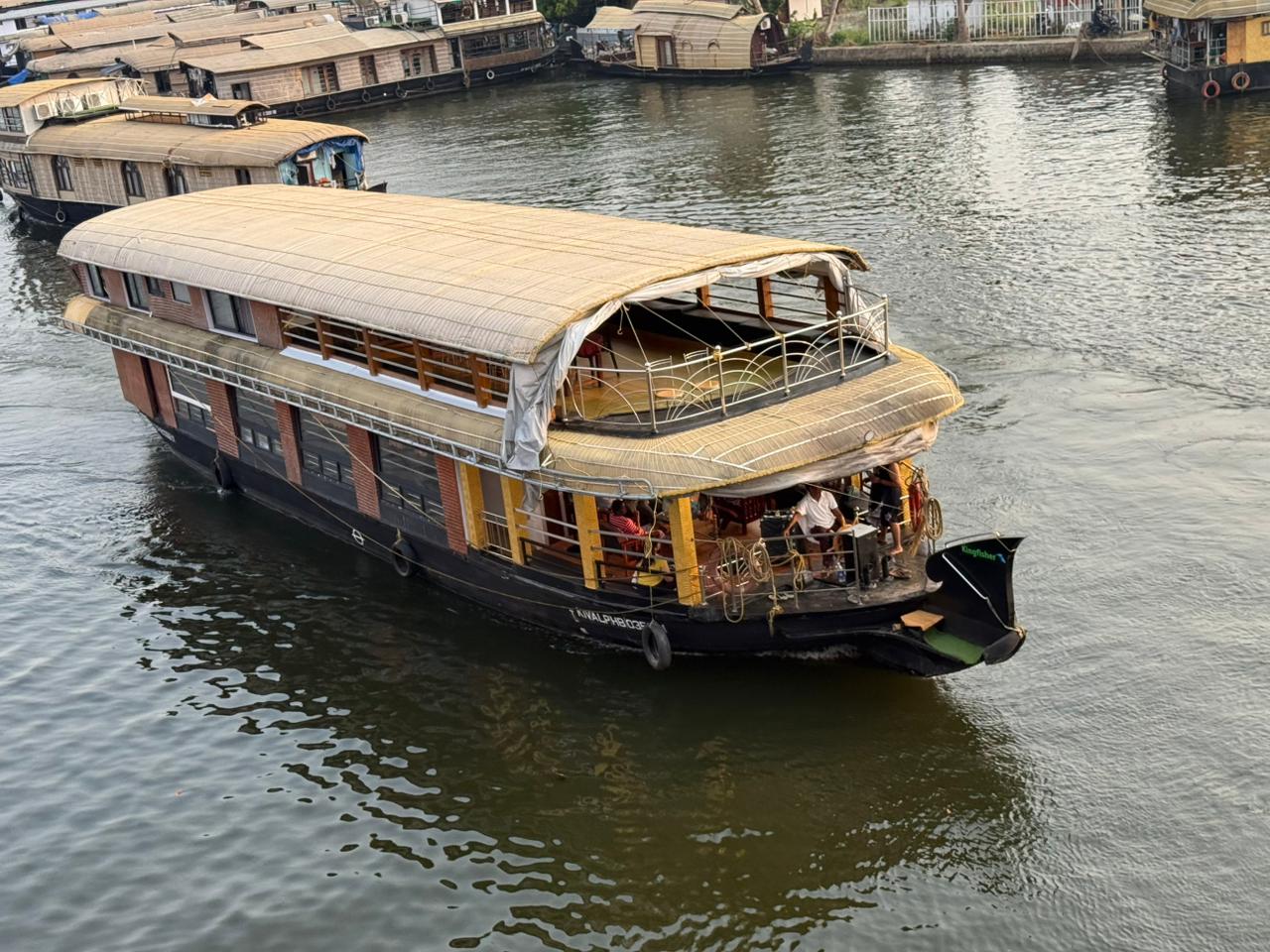 5 bedroom houseboat in Alappuzha