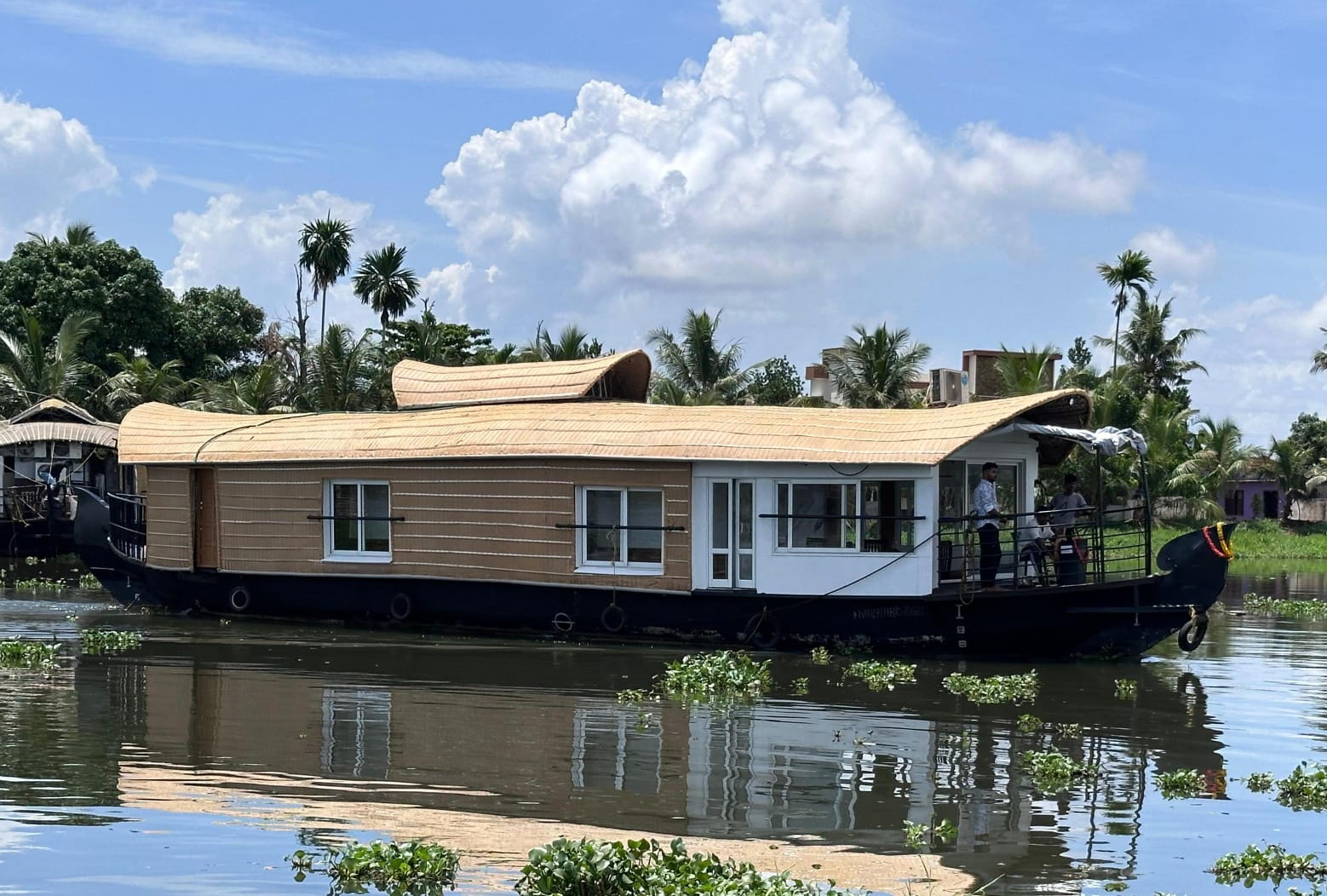 2 bedroom houseboat in Alappuzha