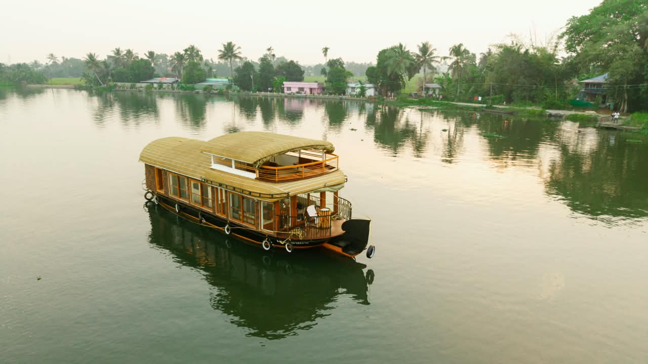 1 bedroom houseboat in Alappuzha